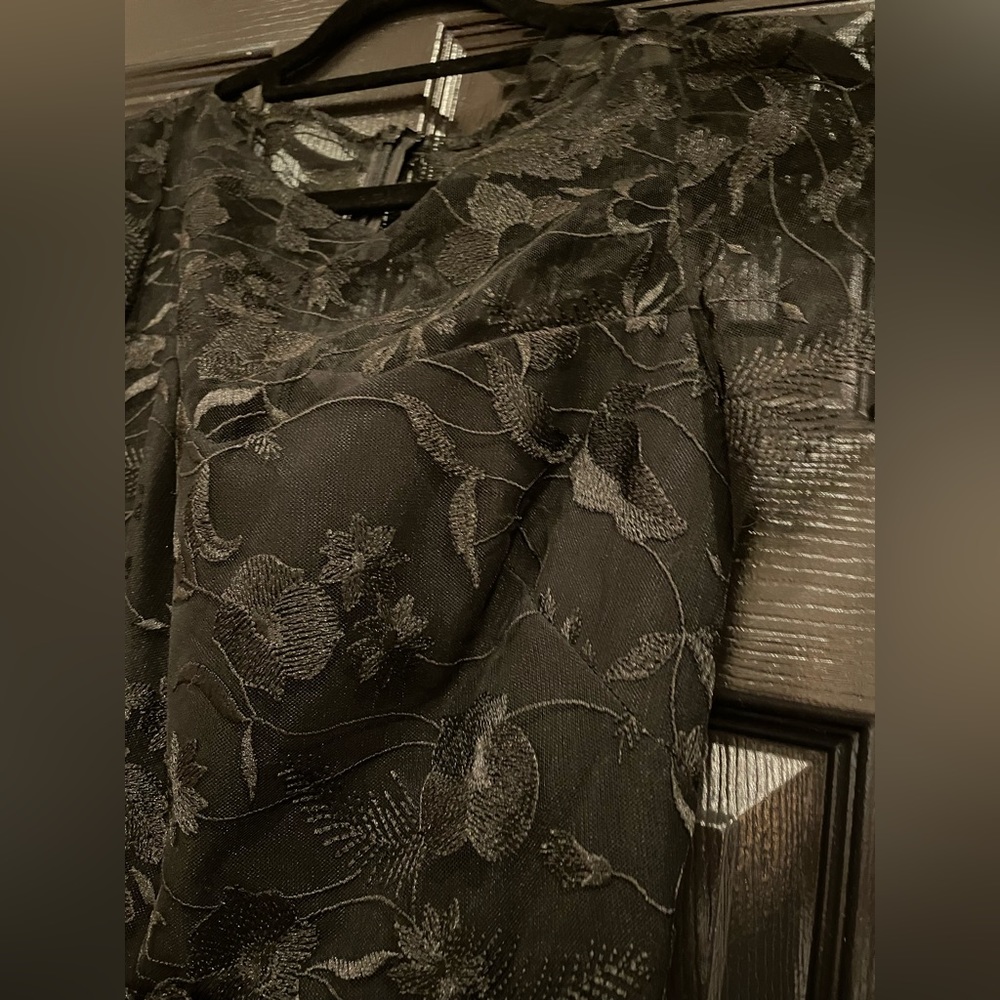 Stunning Shoshanna NWT black embroidered overlay cocktail dress sz 4 - Picture 2 of 5